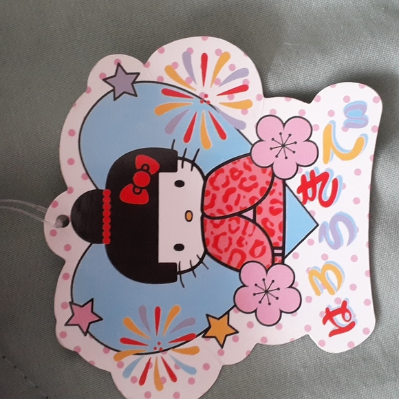 AUTHENTIC RARE HELLO KITTY MESSENGER BAG - Picture 8 of 8